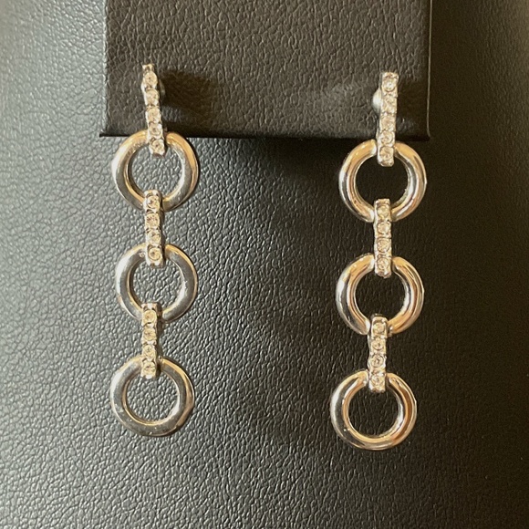 3 Ring Dangle Earring - Picture 1 of 2